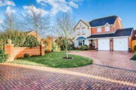 4 bedroom Detached for sale